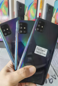 Precio de Fábrica al por Mayor para <span class=keywords><strong>A71</strong></span> 5G 99% Nuevo, Pantalla Super AMOLED de 6.7 Pulgadas, 120Hz, <span class=keywords><strong>4K</strong></span> |   Serie Snapdragon 800 Octa-Core, Cámara de 64MP, 128GB - Product Image 4