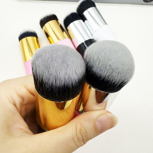 Round <b>Foundation</b> Highlight Makeup Brush Loose Powder Fan Brush for Face Concealer - Product Image 6