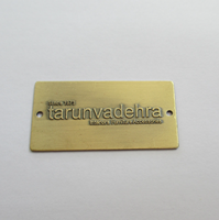 Plaque signalétique personnalisée en laiton plaqué or antique 3D avec motif en relief pour appareils électroménagers et mobilier d'hôtel, trou de fixation inclus