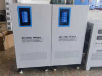 15kva complètement automatique 20kva 30kva pour le stabilisateur triphasé 380v de tension d'ascenseur