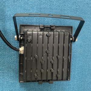 <span class=keywords><strong>50</strong></span> Wát Led Đèn Pha IP 65 ngoài trời đồ đạc <span class=keywords><strong>50</strong></span> <span class=keywords><strong>watts</strong></span> COB giá tùy chỉnh điện mát trắng 12V DC 110V 220V COB LED Flood Lights - Product Image 4