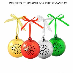 Haut-parleur Bluetooth en forme de boule de Noël, cadeau promotionnel, avec 10 chansons de Noël intégrées, <span class=keywords><strong>portable</strong></span>, décoratif et suspendable - Product Image 4