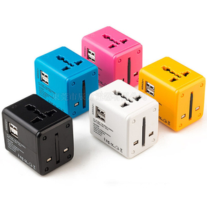 Thời Trang Portable World Bộ Chuyển Đổi Du Lịch Phổ Thông Với Bốn Bộ Sạc Usb Thông Minh USB Và Type-C Ổ Cắm Điện - Product Image 1