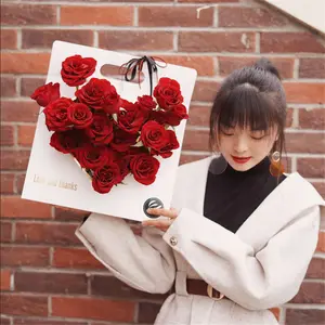 爱心造型创意设计花盒便携插花情人节玫瑰包装盒