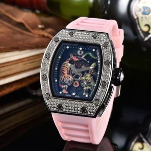Top Brand Luxury Multifunction Chronograph Quartz Watches for Men 22mm Luminous Silicone Leather Band Alloy Glass Private Label - Product Image 2