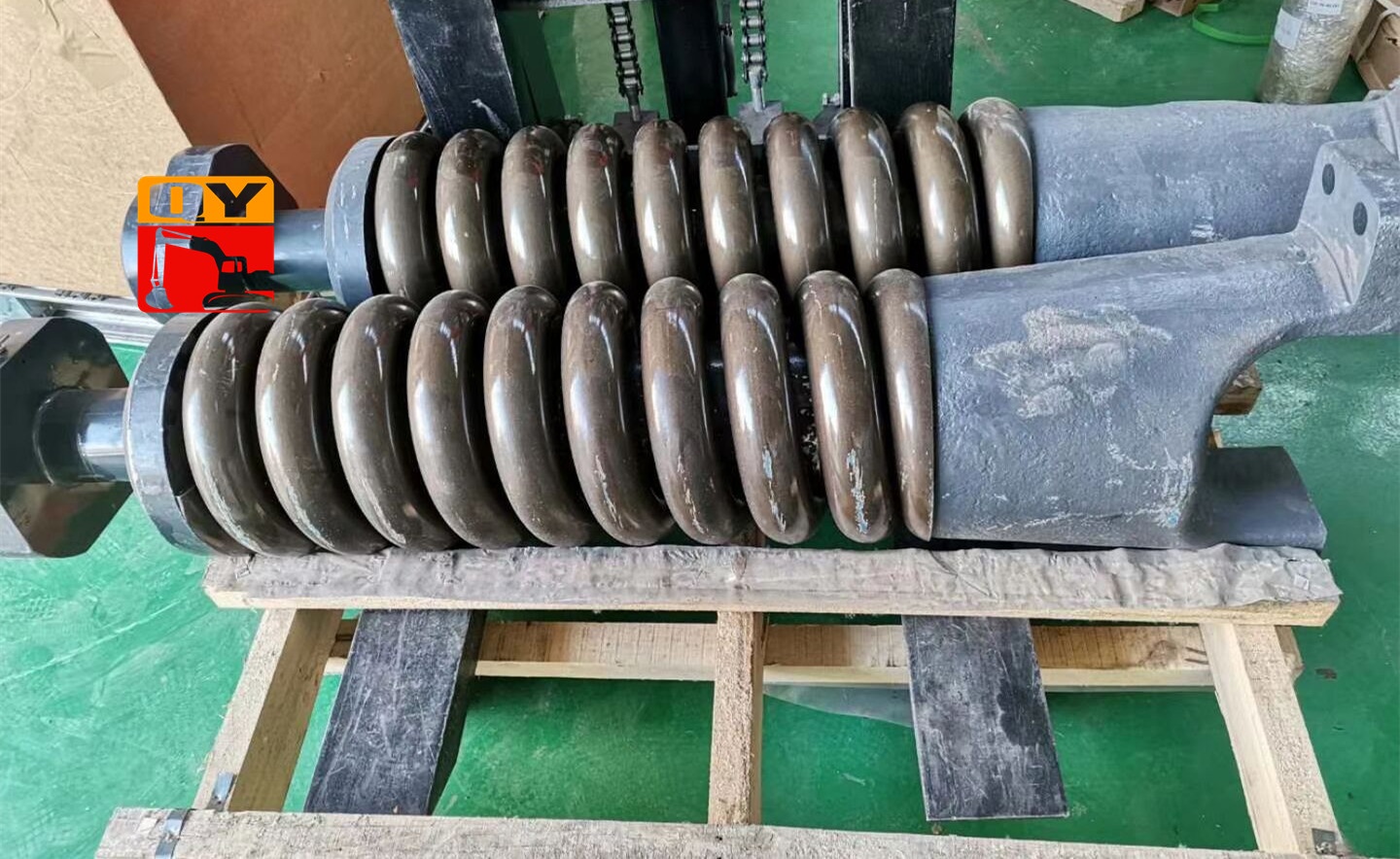 水指 China 9303011/Hitachi-zx200-5 front idler ass'y OEM