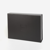 Biodégradable Noir Mat Grand Papier Rigide Carton Pliant Emballage De Luxe Aimant Coffrets Cadeaux pour Manteau