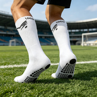 Chaussettes de football personnalisées antidérapantes respirantes à grip mi-mollet, chaussettes de football tricotées antidérapantes avec grip personnalisé