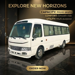 Minibus d'occasion Euro 3/4 à moteur diesel, 23-30 places, pour le <span class=keywords><strong>transport</strong></span> de travailleurs dans les zones minières et les zones éloignées - Product Image 1