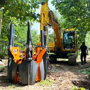 Machine de transplantation d'arbres à moteur diesel pour usage forestier et en pépinière avec grappin hydraulique et moteur intégré - Product Image 3