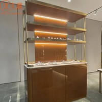 Bijouterie conçoit et personnalise des vitrines de bijoux et des fabricants de meubles présentoirs de bijoux de luxe