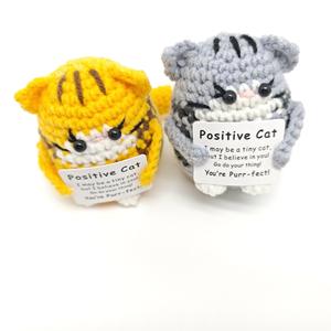 Gato <span class=keywords><strong>de</strong></span> ganchillo positivo Mini Animal Regalos <span class=keywords><strong>de</strong></span> apoyo emocional Muñeca <span class=keywords><strong>de</strong></span> punto hecha a mano inspiradora Regalos <span class=keywords><strong>de</strong></span> gatos <span class=keywords><strong>de</strong></span> ganchillo motivacionales - Product Image 4