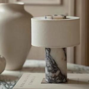 Lampada da Tavolo Moderna Ricaricabile in Marmo con Paralume in Tessuto, Decorativa Senza Fili per Soggiorno e Hotel - Product Image 6