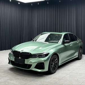 Película Protectora de Pintura TPU de Color Verde Francés, Instalación en Seco y Húmedo, con Canales de Aire, Fácil Instalación, Acabado Metálico Brillante - Product Image 1