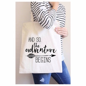 Elegante bolso de lona de algodón extra grande personalizado ecológico resistente para cosméticos patrón de letras hecho en La India - Product Image 1
