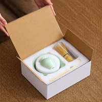 Ensemble de matcha en céramique fait main avec bol à matcha, fouet en bambou, cuillère, tamis, support pour fouet, boîte cadeau, vente en gros