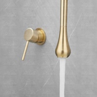 Robinet de salle de bain en laiton Wayon, robinet de lavabo à poignée unique, vente chaude, luxe moderne, goutte d'eau suspendue, montage sur plan, sans contact
