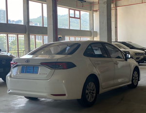 Berline essence CVT 2021 NA avec suspension indépendante multi-liaisons, phares LED, écran tactile 9 pouces, climatisation automatique et 8 airbags de sécurité - Product Image 5