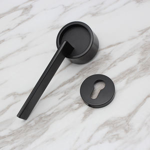 घरेलू दरवाजे के लिए गोल ठोस हैंडल विभाजित लॉक इलेक्ट्रोप्लेटेड मैट काले नई शैली का दरवाजा लॉक - Product Image 2