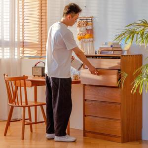 Cómoda Euler Mountain de Cinco Cajones, Madera de Cerezo, Mueble de Almacenamiento de Madera Sólida, Diseño Versátil para Dormitorio - Product Image 2