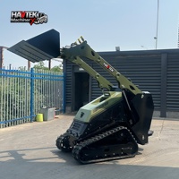 Mini-Lader Kompaktlader mit Kubota D1105 Dieselmotor PLC-Steuerung Kompakte Gummiketten und Schaufel