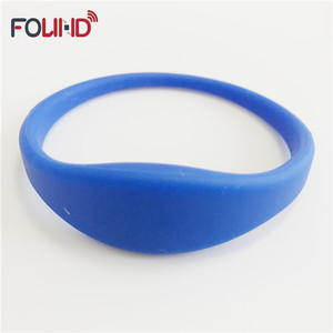 Pulsera de Silicona Impermeable RFID NFC Multiusos para Seguridad en Obras de Construcción e Identificación de Trabajadores - Product Image 5