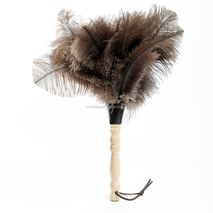 <span class=keywords><strong>Plumeau</strong></span> en Plumes d'Autruche Véritables avec Manche en Bois, Plumeaux de Nettoyage Naturels et Moelleux pour la Maison, le Bureau et les Surfaces Délicates - Product Image 3