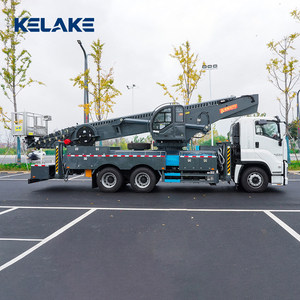 Camion élévateur à bras droit 4x2 pour travaux en hauteur avec plateforme - Product Image 6