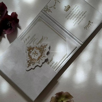 Maßgefertigte Samt-Hochzeitseinladungskarte Dreifach Gefaltet Luxuriöser Kristallweißer Umschlag 5X7 Save-the-Date Großhandelsangebot