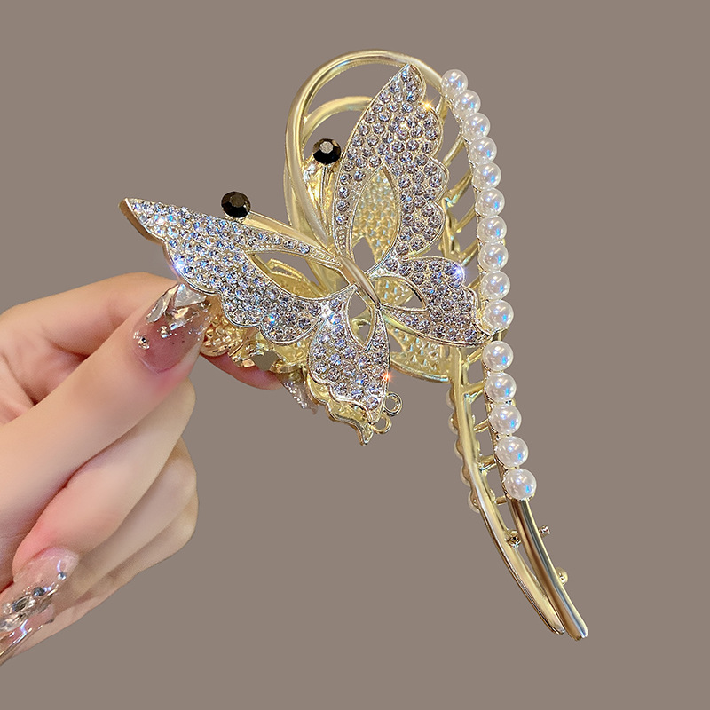 Crystal Pearl Hair Claw Clip