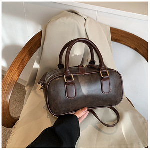 Nouveauté 2025 : Sac à main femme style coréen, très tendance, avec double fermeture éclair décorative, en polyester imperméable, idéal pour les voyages. - Product Image 1