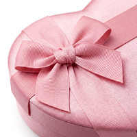 Boîte à bijoux en satin rose avec nœud en forme de cœur, boîte de rangement pour bague et collier, boîte d'emballage personnalisée pour cadeau de mariage