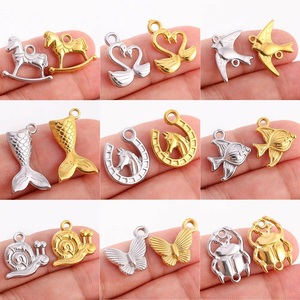 Papillon poisson escargot fer à cheval <span class=keywords><strong>scarab</strong></span>ée <span class=keywords><strong>scarab</strong></span>ée breloque pour la fabrication de bijoux en acier inoxydable Animal pendentif collier boucle d'oreille résultats - Product Image 4