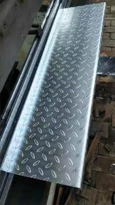 Lamiera in Acciaio Zincato Laminato a Caldo A36 St37-2 A56 di Alta Qualità, Conforme a JIS AISI ASTM, Adatta per Saldatura e Piegatura, Taglio Facile, per Costruzioni Navali - Product Image 2