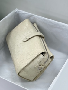 Sac à main en cuir de crocodile véritable en gros – Sac à bandoulière de luxe de créateur |   Sac pour femme haut de gamme OEM - Product Image 6