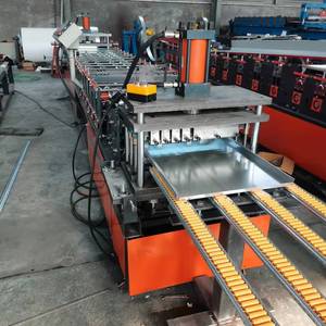 Máquina formadora de rollos de Panel de estante de almacenamiento ajustable de espesor completamente automático Popular de México - Product Image 3