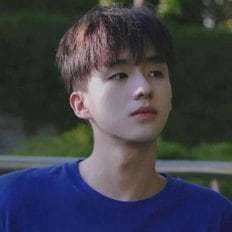 Abrigos de mujer con cubierta superior Característica de cabello Prendas de abrigo elegantes - Product Image 1