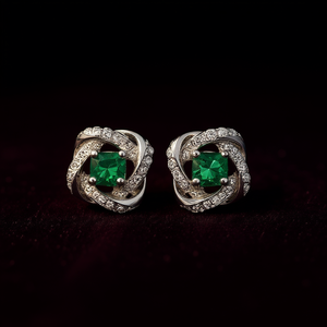 Pendientes de plata 925 de lujo con esmeralda, diseño geométrico de corte princesa para mujer, uso diario, engaste de garra, joyería fina - Product Image 2