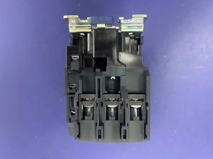 Nuevo Contactor Original TeSys D LC1D80M7 - Product Image 3