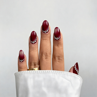 Enveloppes d'ongles de luxe rouges en résine, brillantes, étanches, avec accents de diamants, sans UV, pour la vente en gros et les salons de luxe