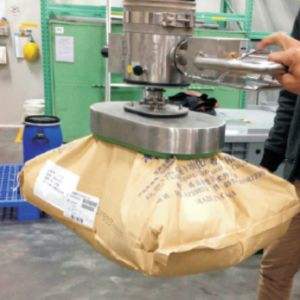 Bolsa de cartón móvil para apilar tubos de vacío, elevador con grúa y brazo - Product Image 5