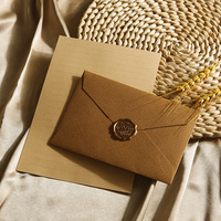 Enveloppe en Coton Gaufré Beige Sur Mesure, Luxe et Écoresponsable, pour Invitation de Mariage