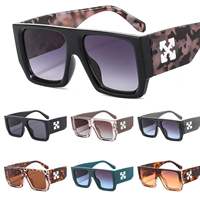 Lunettes de soleil de luxe pour femmes, marque célèbre de styliste, personnalisées rétro noir carré X élément lunettes de soleil pour hommes 2023