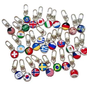 Новинка 2025: Оптовый брелок из нержавеющей стали с настраиваемым логотипом и флагом страны для промоакций - Product Image 1