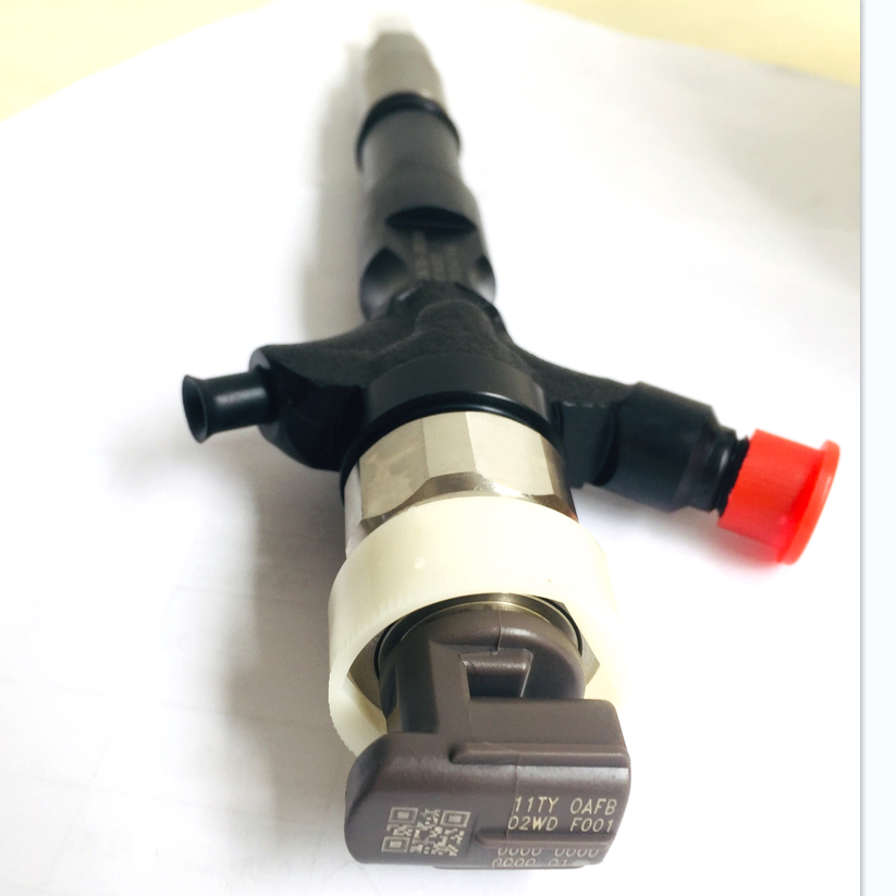 Common Rail Injector 23670-09280 Diesel Injector 095000-7670 for TOYOTA
