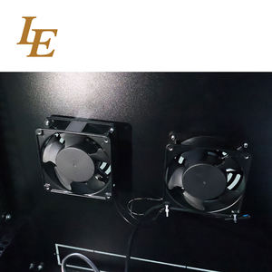 Gabinete de Montaje en Pared de 19 Pulgadas 18U 22U con Paneles Laterales Extraíbles, Ventiladores de Refrigeración y Ruedas (Opcionales), Embalaje Plano - Product Image 6