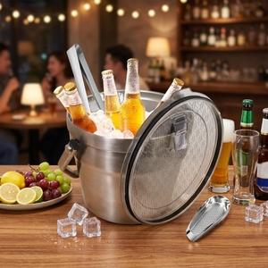 Secchiello per Bevande in Acciaio Inox con Manico in Metallo, Capacità 7,5L, con Coperchio e Apribottiglie per Cocktail, Champagne, Vino e Birra - Product Image 1