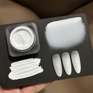 Vernis à ongles UV CPNP personnalisé <span class=keywords><strong>noir</strong></span> <span class=keywords><strong>et</strong></span> blanc, colle à ongles à séchage LED, longue tenue, haute saturation, épais, non toxique, pour nail art - Product Image 6