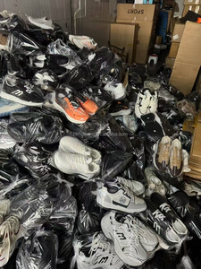 Chaussures décontractées pour hommes 2025, style coréen, design luxueux, chaussures de tous les jours, baskets avec boîte - Product Image 4