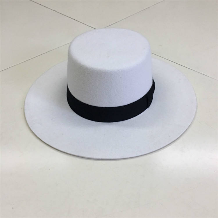 ไวท์ เอส